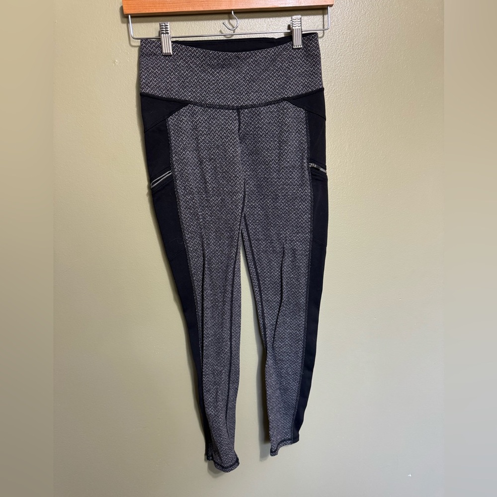 Athleta Leggings, Black and‎ Grey, Size XXS